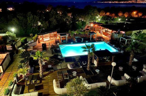 Bella Vista , A Porticcio, Joli Vue Grosseto-Prugna